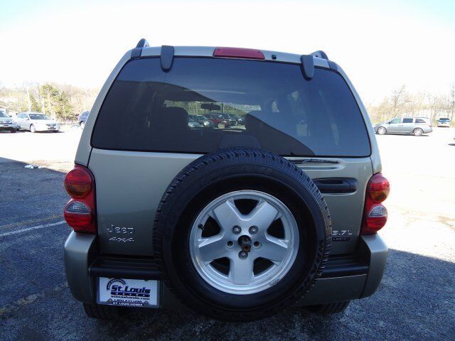 Image 15 of Limited SUV 3.7L CD…
