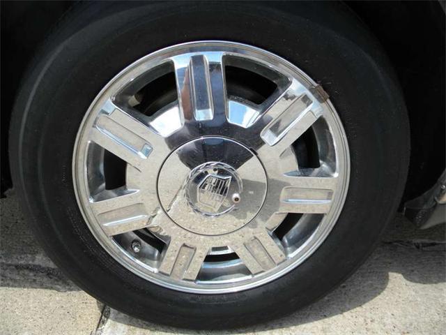 Image 6 of 4.6L CD Front Wheel…