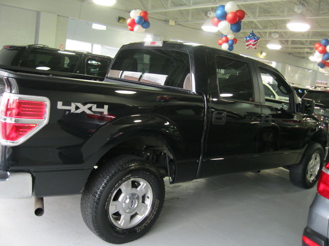 Image 6 of 2010 FORD F150 XLT 4WD…