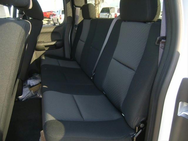 Image 14 of 2WD Ext Cab New 4.8L…