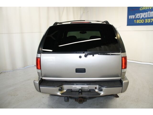 Image 15 of 4dr 4X4 4.3L Sunroof…