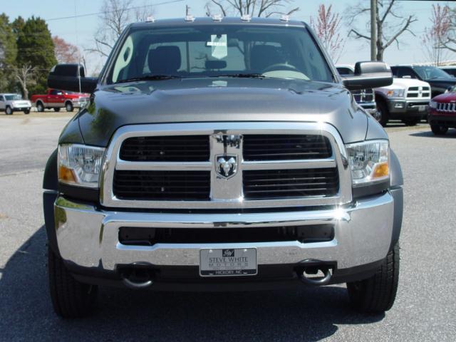 Image 12 of 11 RAM 5500 4WD 4DR…