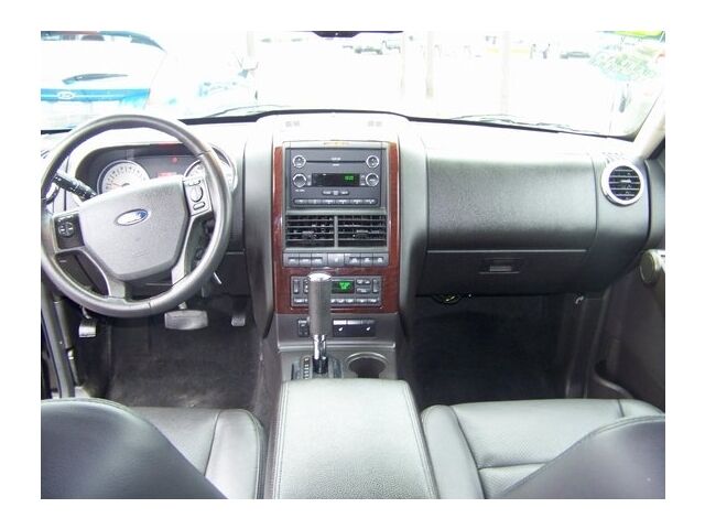 Image 7 of Limited SUV 4.0L CD…