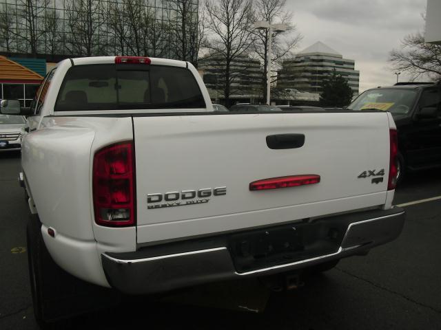 Image 6 of 2003 Dodge Ram 3500…