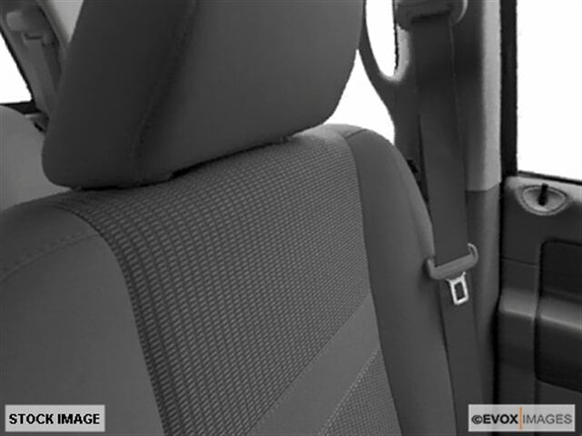 Image 6 of 4.7L Rear Bench Seat…