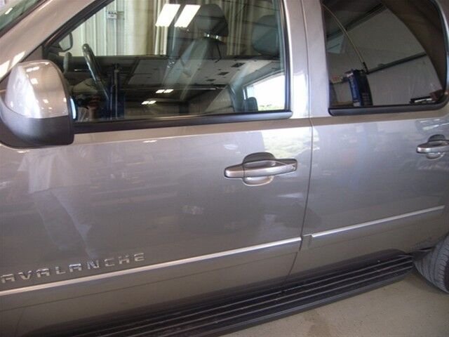Image 5 of Chevrolet Avalanche…