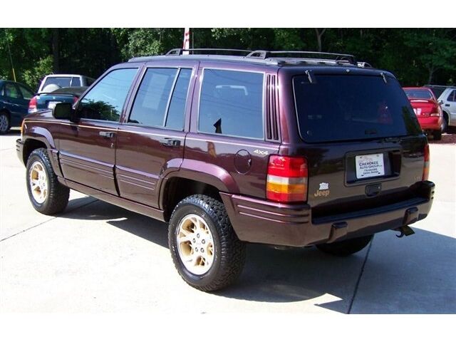 Image 14 of Limited SUV 5.2L 4X4…