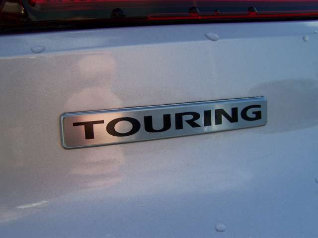 Image 7 of Touring 2.4L CD 16 x…