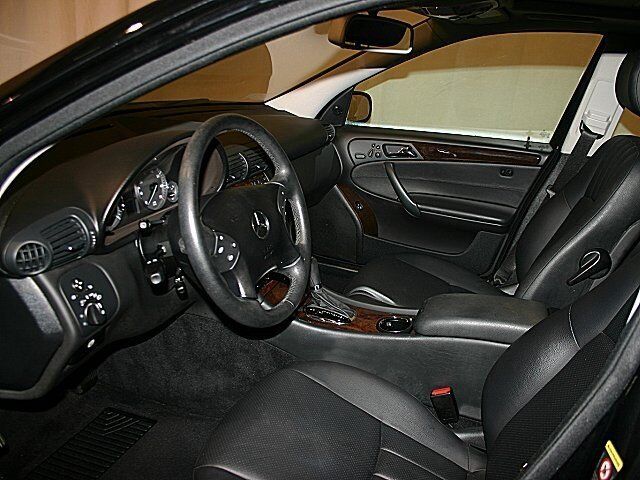 Image 5 of C280 4MATIC Certified…