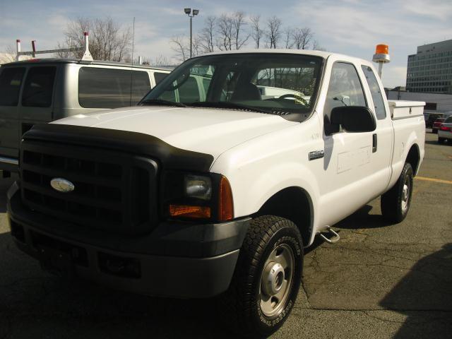 Image 8 of 2006 Ford F250 XL 4x4…