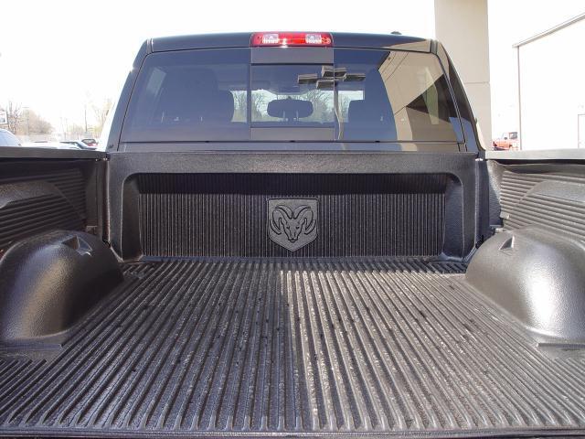 Image 15 of 11 RAM 3500 4WD 4DR…