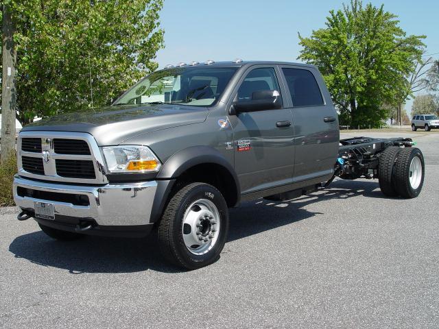 Image 15 of 11 RAM 5500 4WD 4DR…
