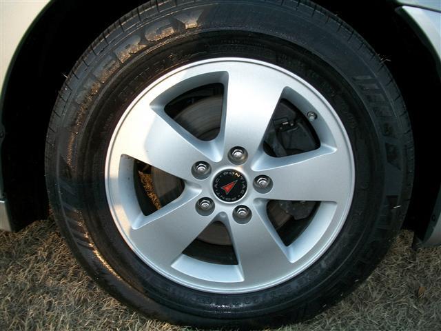 Image 8 of BASE 3.8L CD Front Wheel…