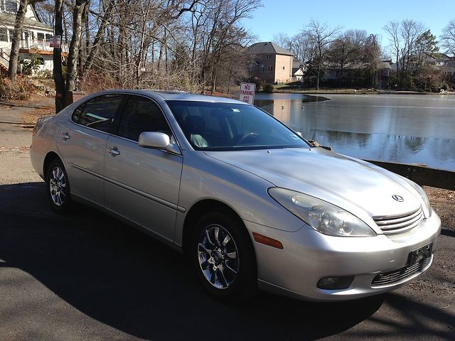 Image 1 of Lexus: ES 4dr Sdn w/Lu…