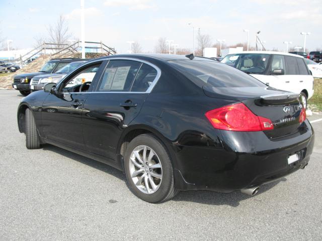 Infiniti G35 Black Sedan. Model: Infiniti G35 Sedan