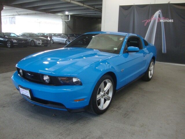 Ford mustang 2dr cpe gt grabber blue 5 speed manual leather seats sat