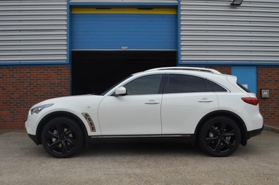 Infiniti FX 5.0iS V8 AWD S LE Premium Huge Spec Immaculate Car