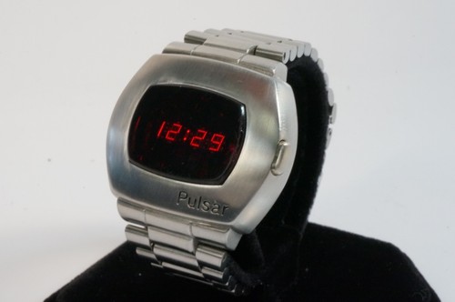 Pulsar P2 1973 SS LED watch SERVICED w/ WARRANTY