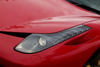 2012 (12) FERRARI 458 ITALIA - ROSSO / CREMA + HIGH SPEC