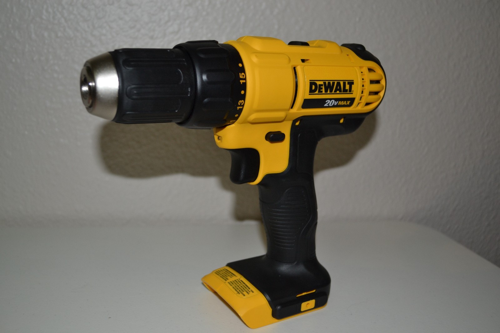 New Dewalt DCD771 20V MAX Cordless Li-Ion 1/2 inch Compact ...