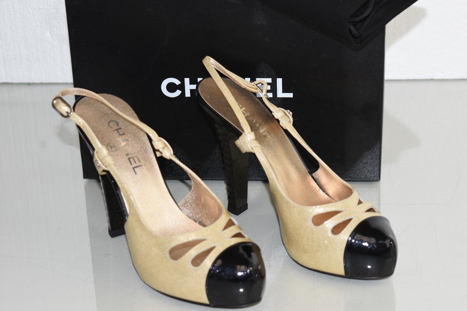 Pre-owned Chanel Beige Black Patent Leather Glitter Platform Slingback Shoes 37 39