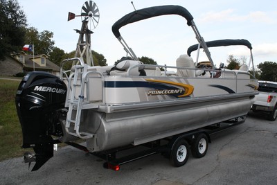 2008 24.5' Party Fishing Barge Trihull 200HP Mercury Verado Like New
