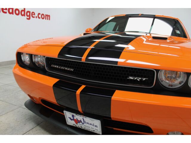 Image 1 of Dodge: Challenger SRT8…