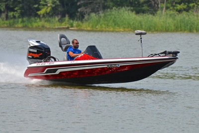 SKEETER ZX 190 YAMAHA 150 HPDI .....ONLY 60 HOURS