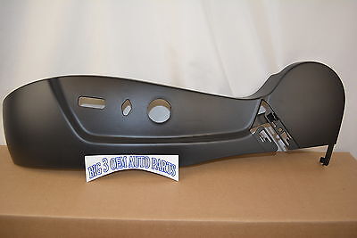 Buick Lucerne Cadillac DTS LH Driver Seat Cushion Side SHIELD new OEM 20952809