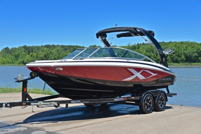 REGAL 2100 RX WAKE...LOADED.... ONLY 70 HOURS