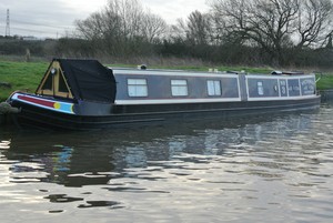  Narrow-Boat-a-Traditional-60ft-steel-narrowboat-boat-builder-Les-Allan