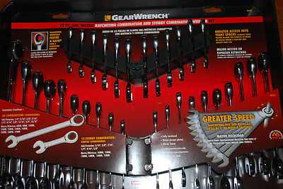 GearWrench 32pc SAE/Metric Ratcheting Combination and Stubby ...