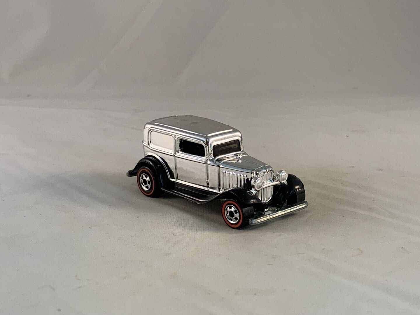 1995 Hot Wheels READ Service Merchandise 1932 Ford Delivery RLs LOOSE