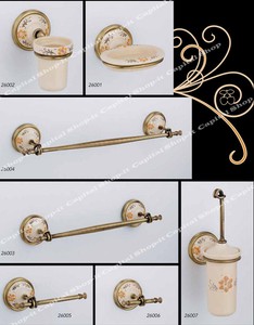 Accessori Bagno In Ottone.Accessori Bagnoguida Alla Scelta Arredo Bagno Mobili Accessori Accessori Bagno Bronzo Edera Realizzata In Ottone Accessori Bagno Linea Beta Arredo Bagno Migliori Idee Di Design Per La Casa Idee Bagno