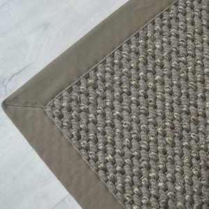 Tapis sisal et laine marron taupe fibre naturelle chambre enfant salon