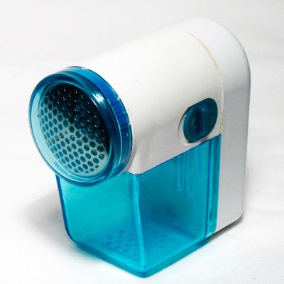 Portable Fabric Fuzz Remover Sweater Clothes Shaver ...