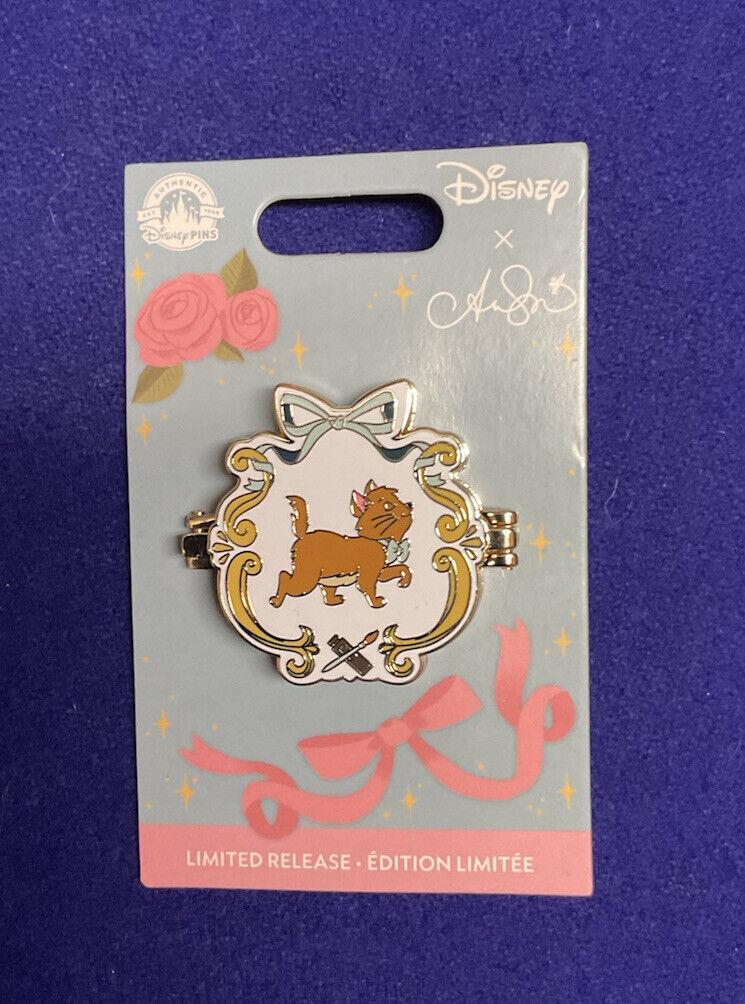 2022 Disney D23 Aristocats Marie Toulouse Berlioz TRI-Fold Hinged Pin LR NEW