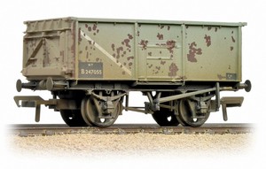 Bachmann-BranchLine-37-253B-37253B-16T-Mineral-Wagon-Weathered-OO-HO-2 