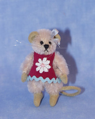 DEB CANHAM /"SNOWBALL MOUSE/" MINIATURE MOHAIR MOUSE IN DRESSED AS A SNOWBALL