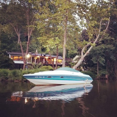 1996 chris craft cuddy cabin