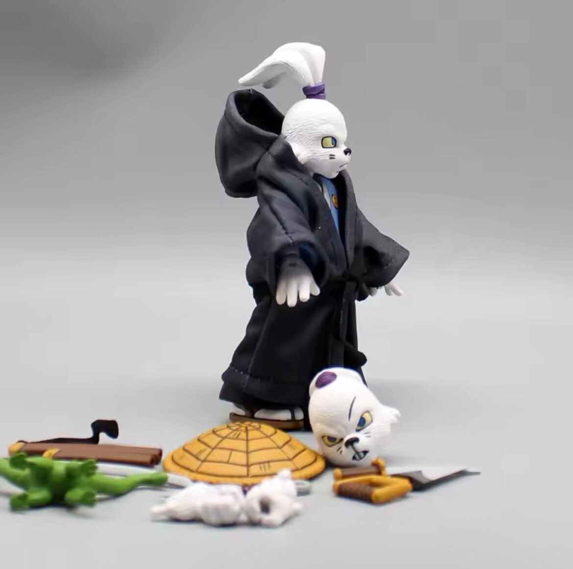 NECA Teenage Mutant Ninja Turtles Cartoon Series 7" Usagi Yojimbo Action Figure
