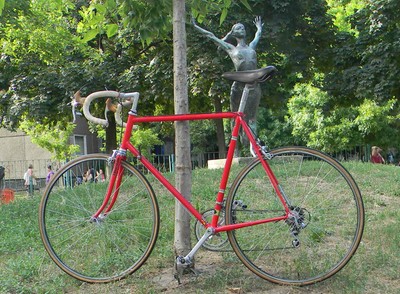 Vintage very nice Tsunoda Racing Bike with Shimano 105 Golden Arrow