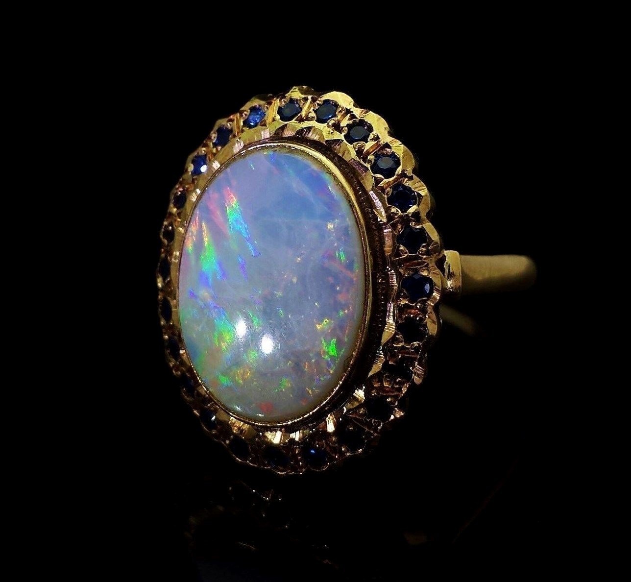 Large Vintage Oval Cabochon Opal Ring Solid 14K Yellow Gold Fine Estate