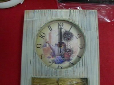 Wood Cow  Clock  ( Quartz)  (New No Box)