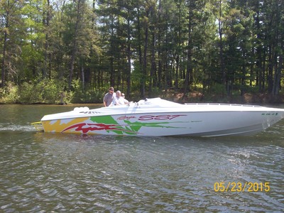 2002 36' Baja Outlaw ( 280 hours & Immaculate condition )