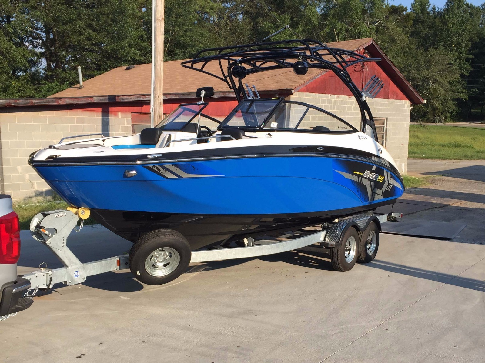 2017 Yamaha 242X E-Series 30 hours Like NEW