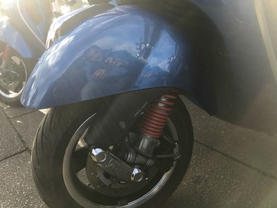 Piaggio Vespa GTS
