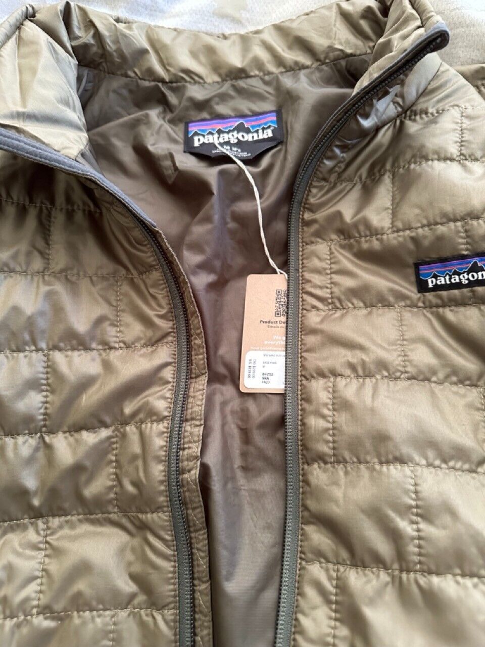 Patagonia Men's Nano Puff Jacket, Sage Khaki Medium
