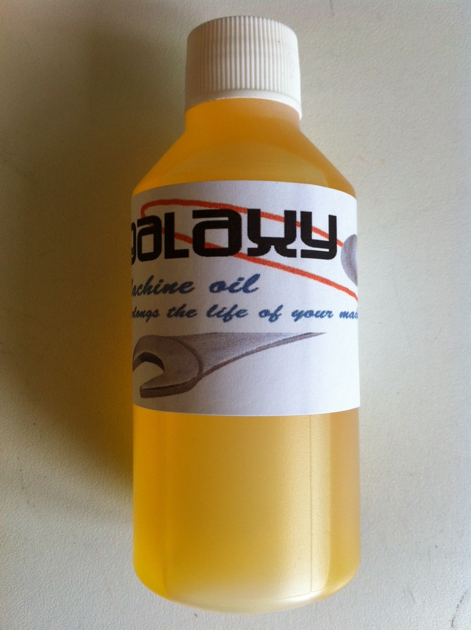 100ml Light machine oil, trademans oil, sewing machine lubricant, non