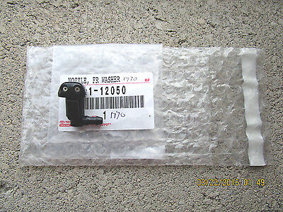 00 - 05 TOYOTA ECHO FRONT WINDSHIELD WASHER NOZZLE BRAND NEW 12050